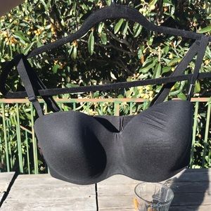 Victoria Secret strapless bra 38 Ddd